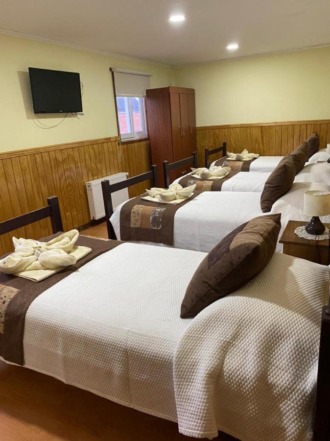Hostal America En Puerto Natales Buitenkant foto