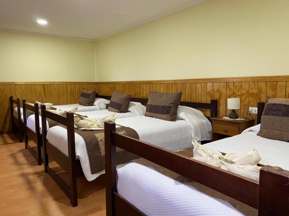 Hostal America En Puerto Natales Buitenkant foto